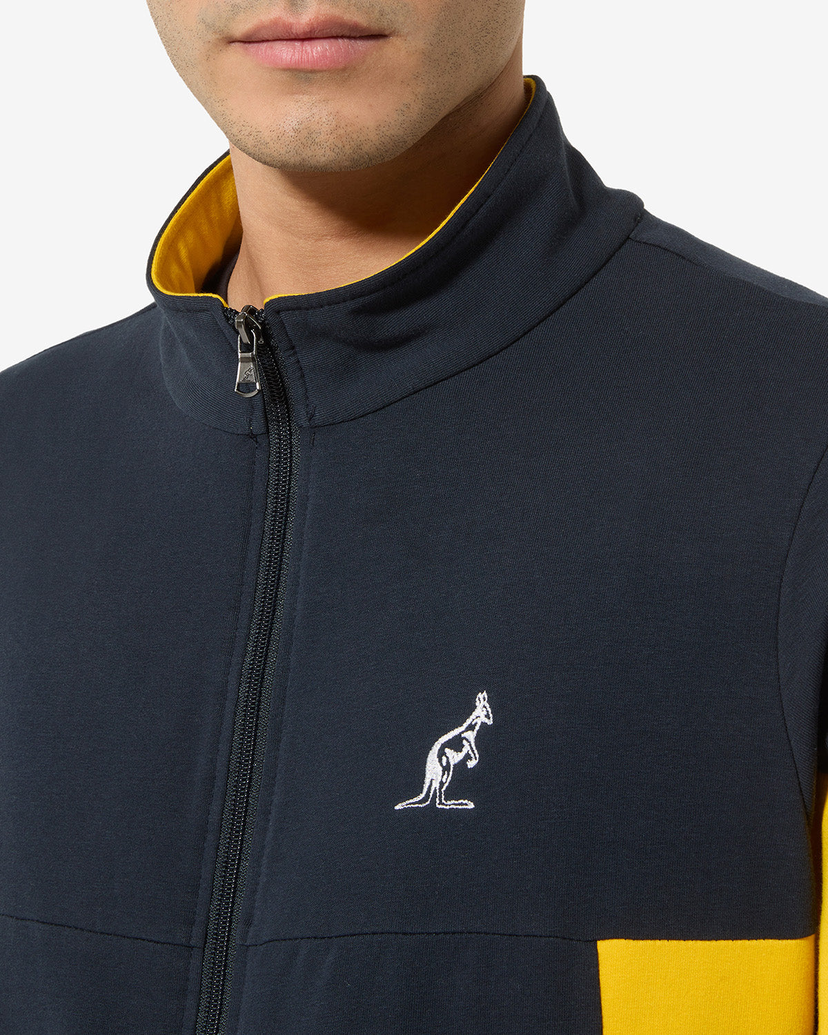 Easy Tracksuit: Australian Sportswear