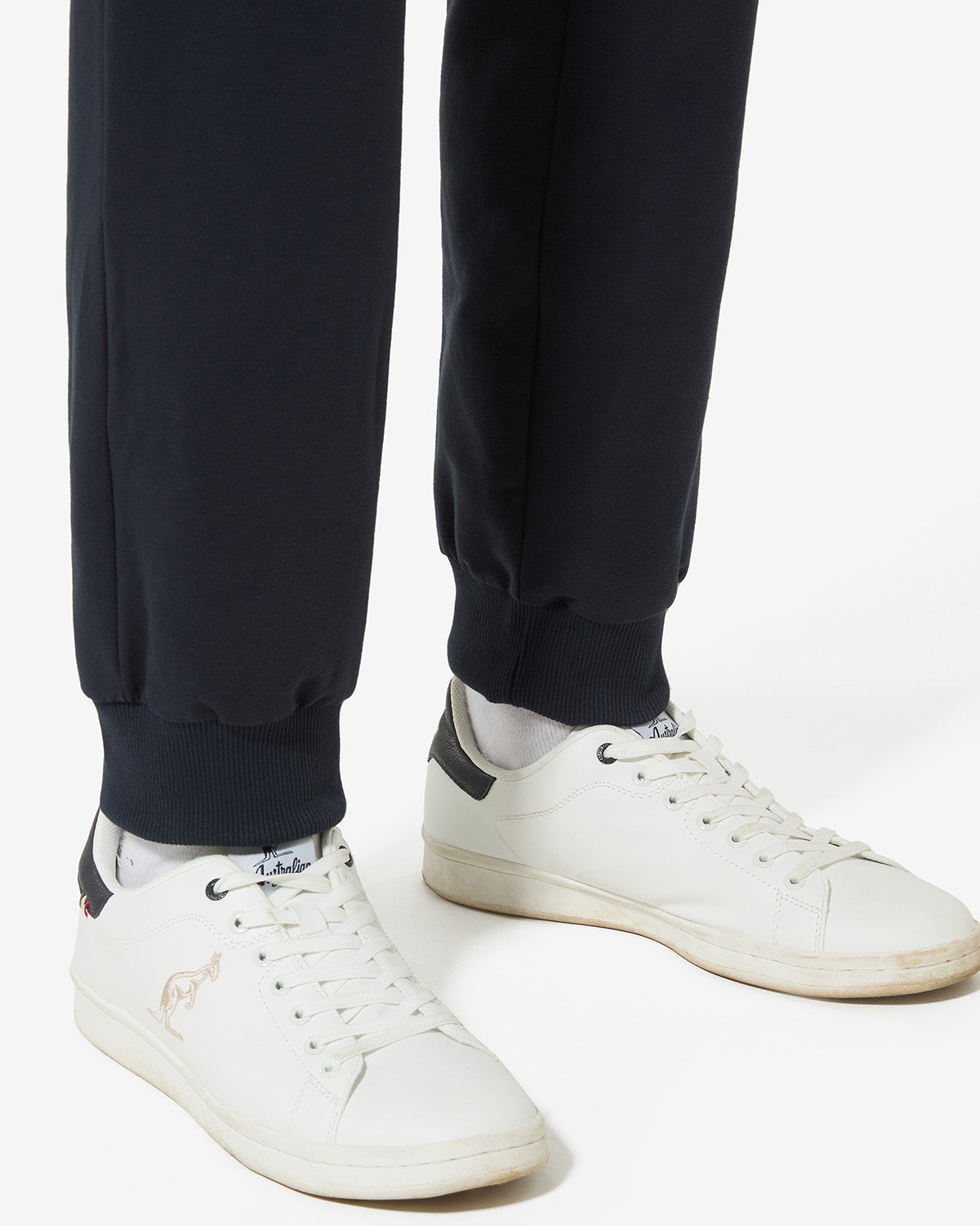 Easy Tracksuit: Australian Sportswear