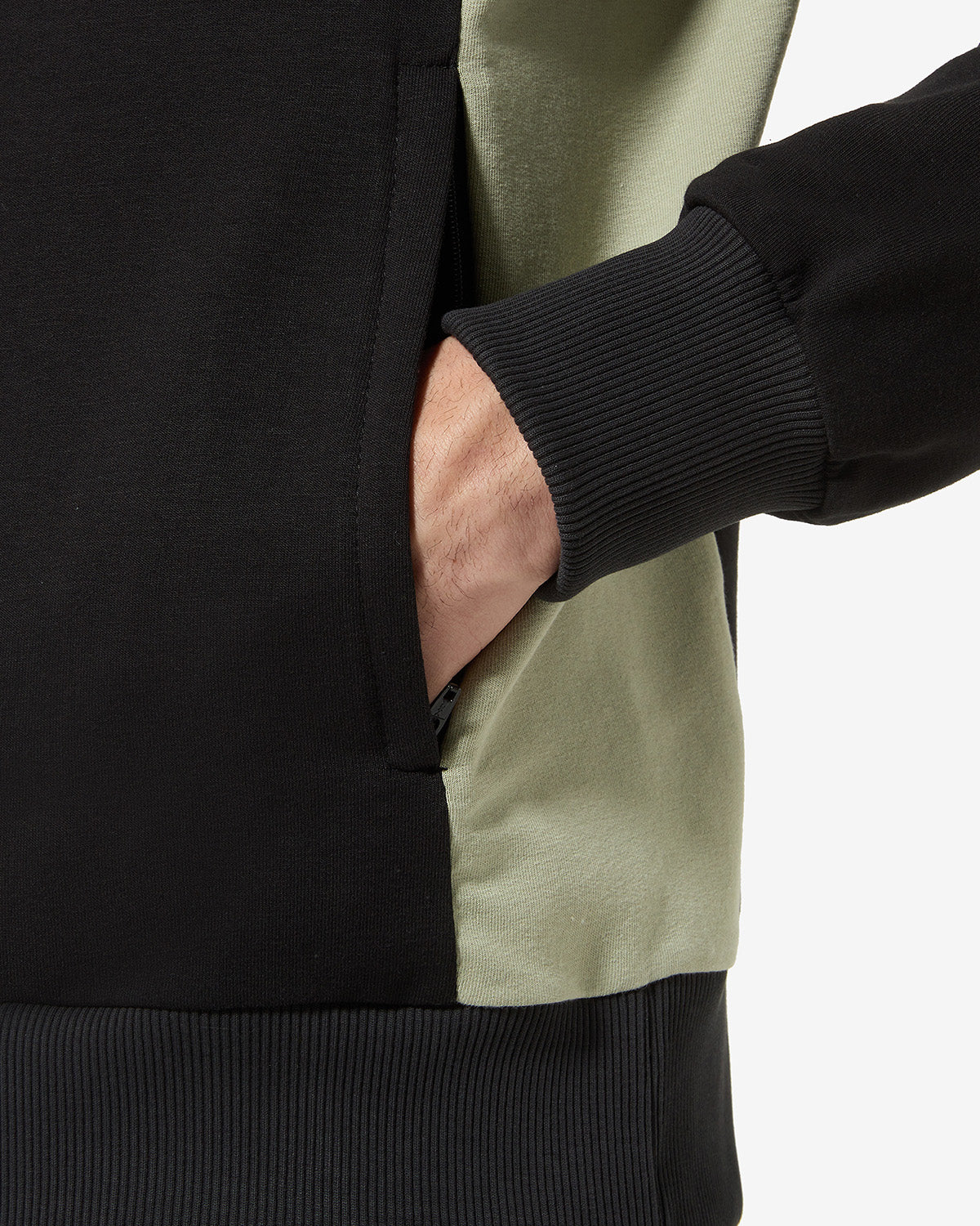 City Tracksuit: Australian Sportswear