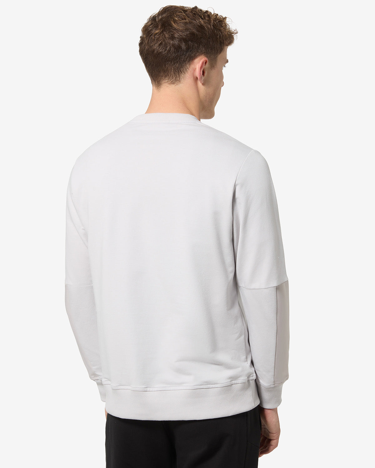 Gen Roundneck: Australian Sportswear