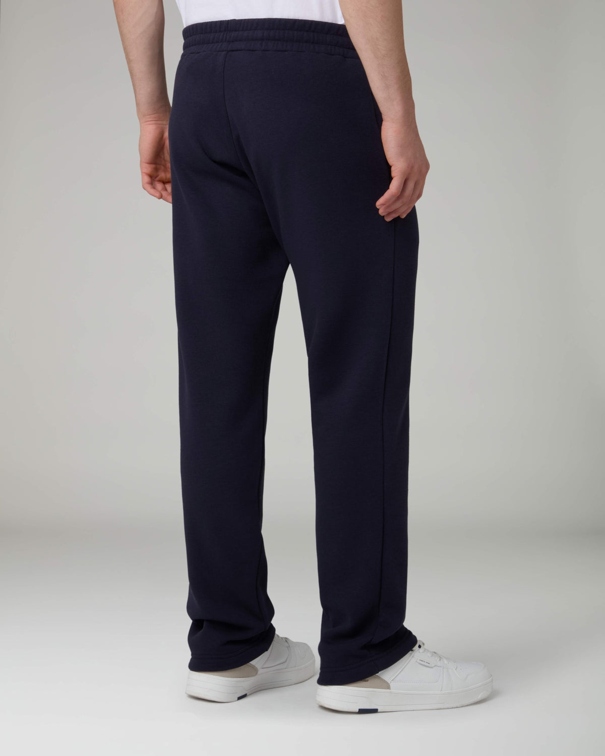 Essential Fleece Track Pant