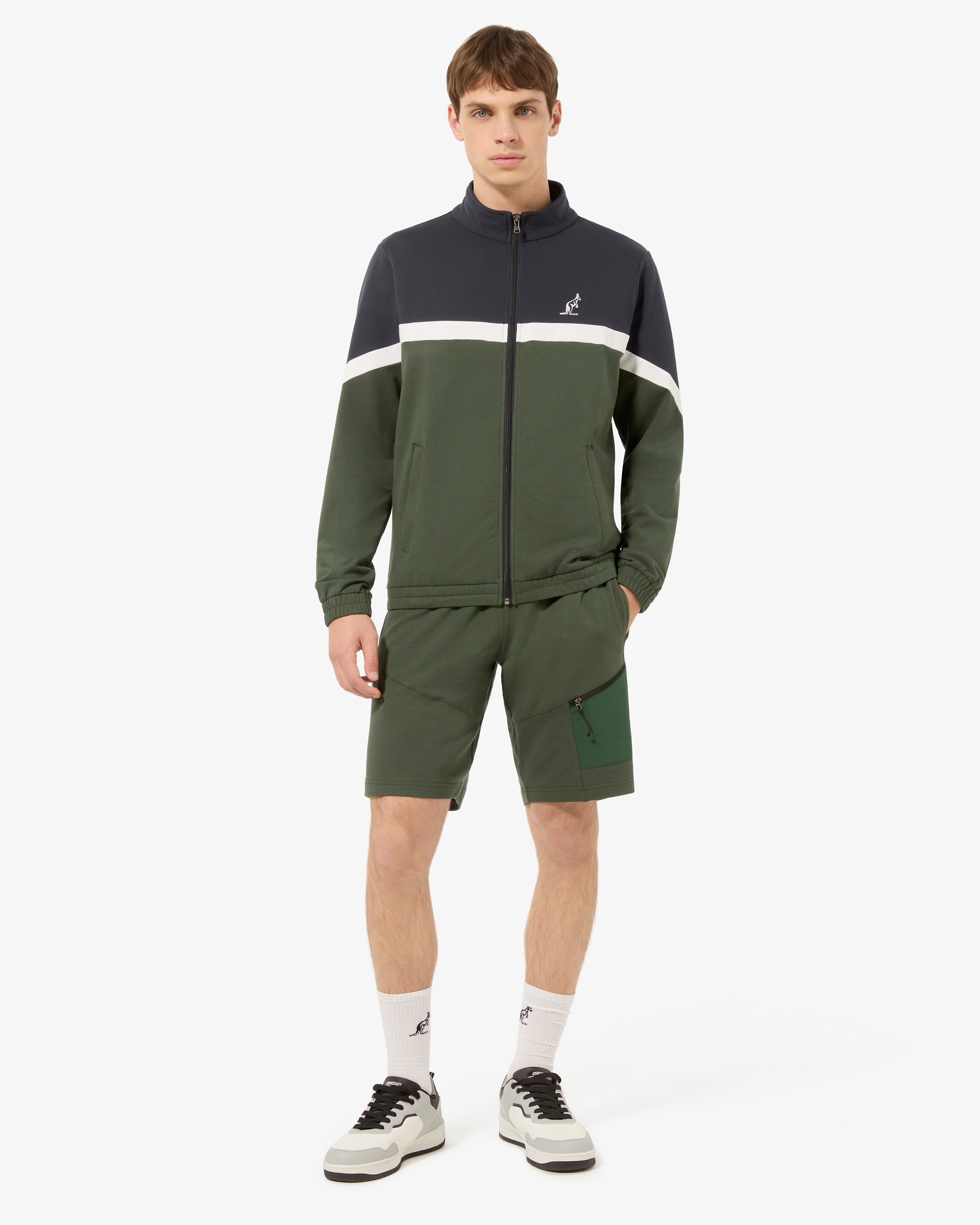 Gen Vinyl Short
