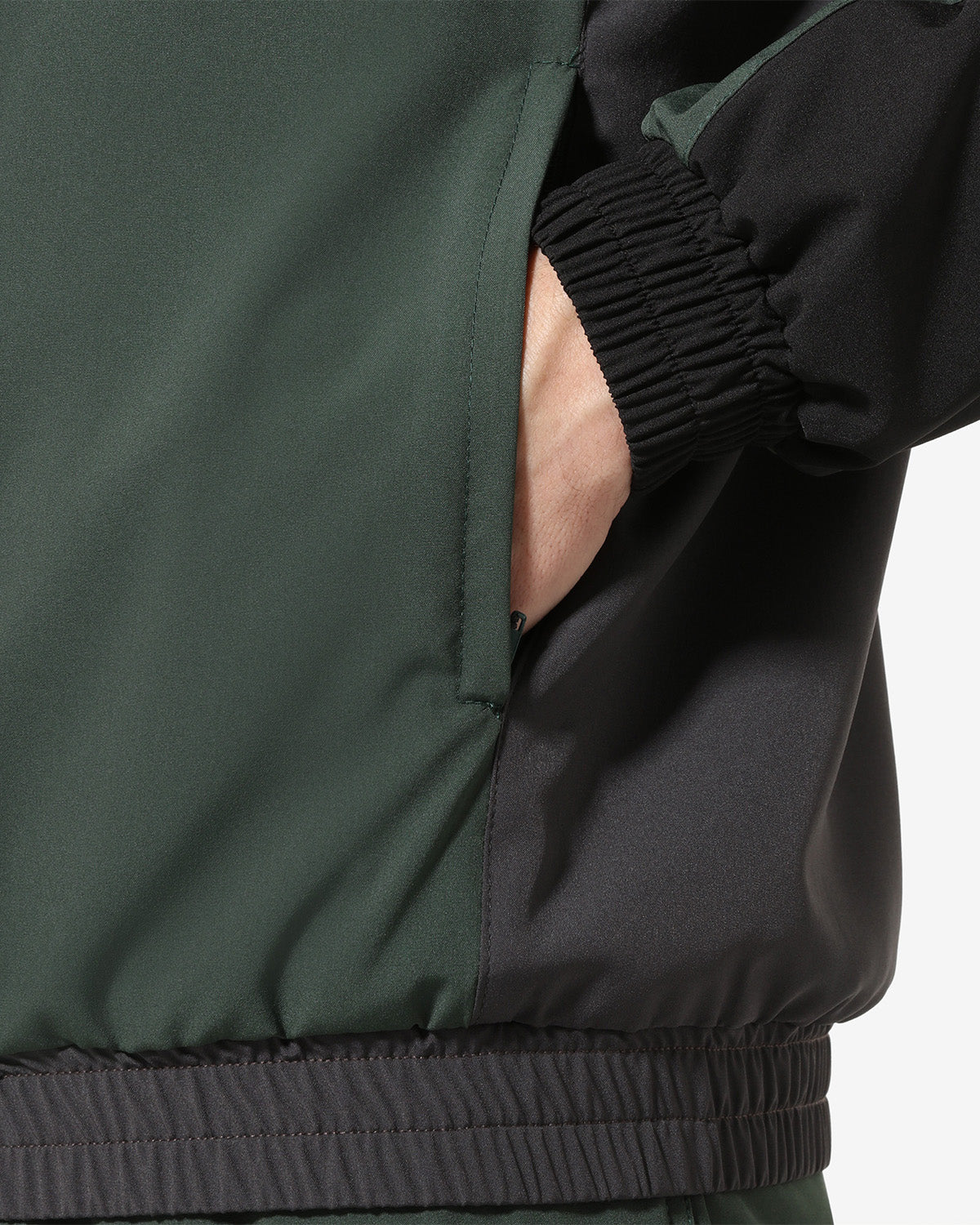 Shadow Slam Tracksuit: Australian Sportswear