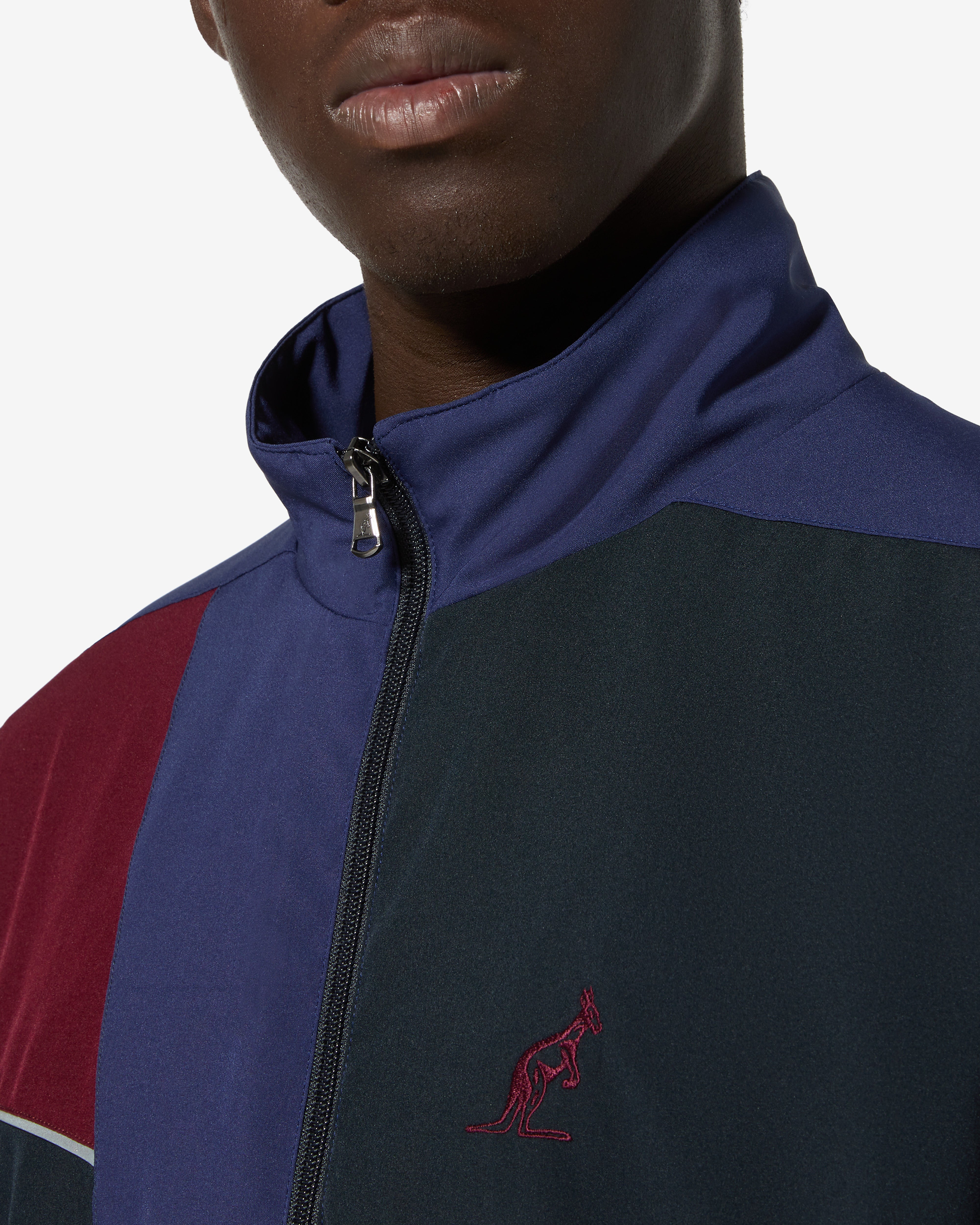 Shadow Slam Tracksuit: Australian Sportswear