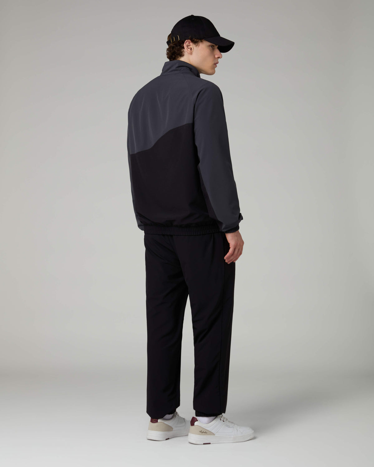Curve Tracksuit
