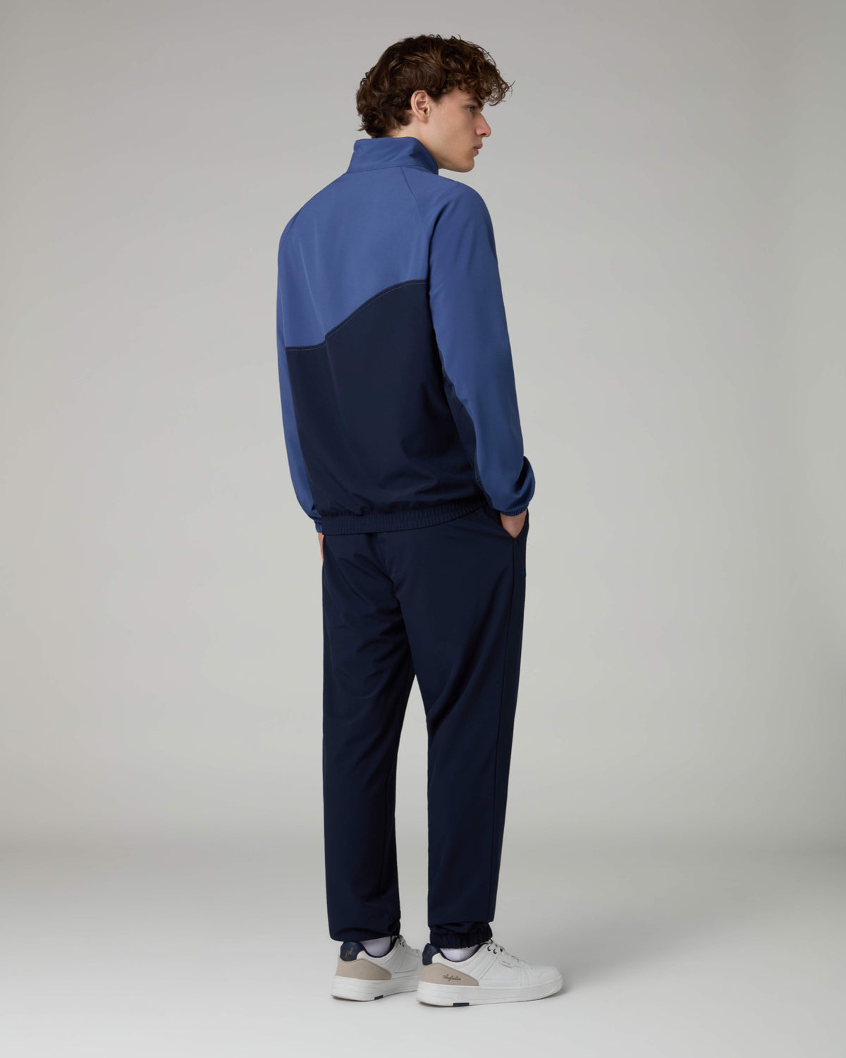 Curve Tracksuit