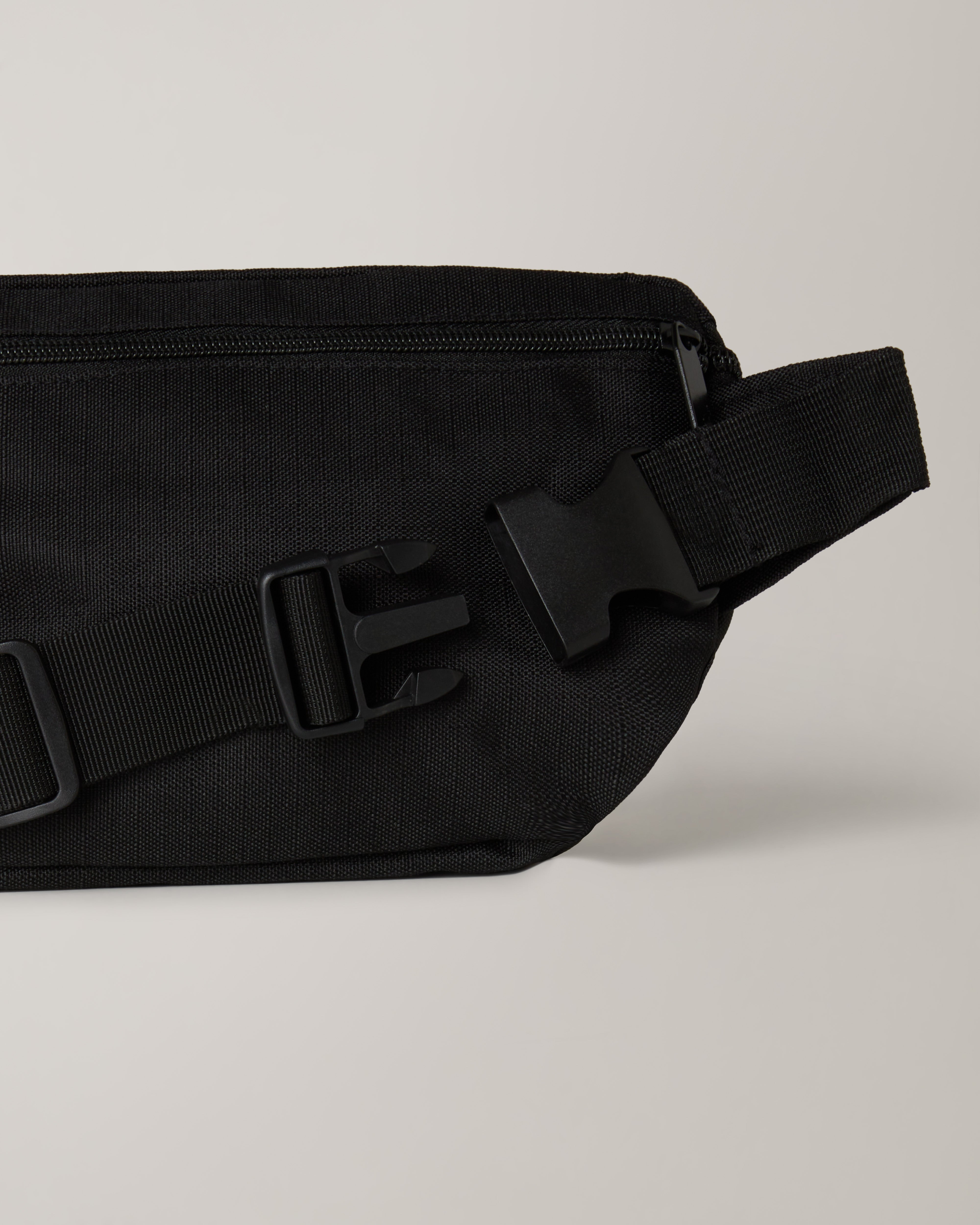 Mid-size Pouch