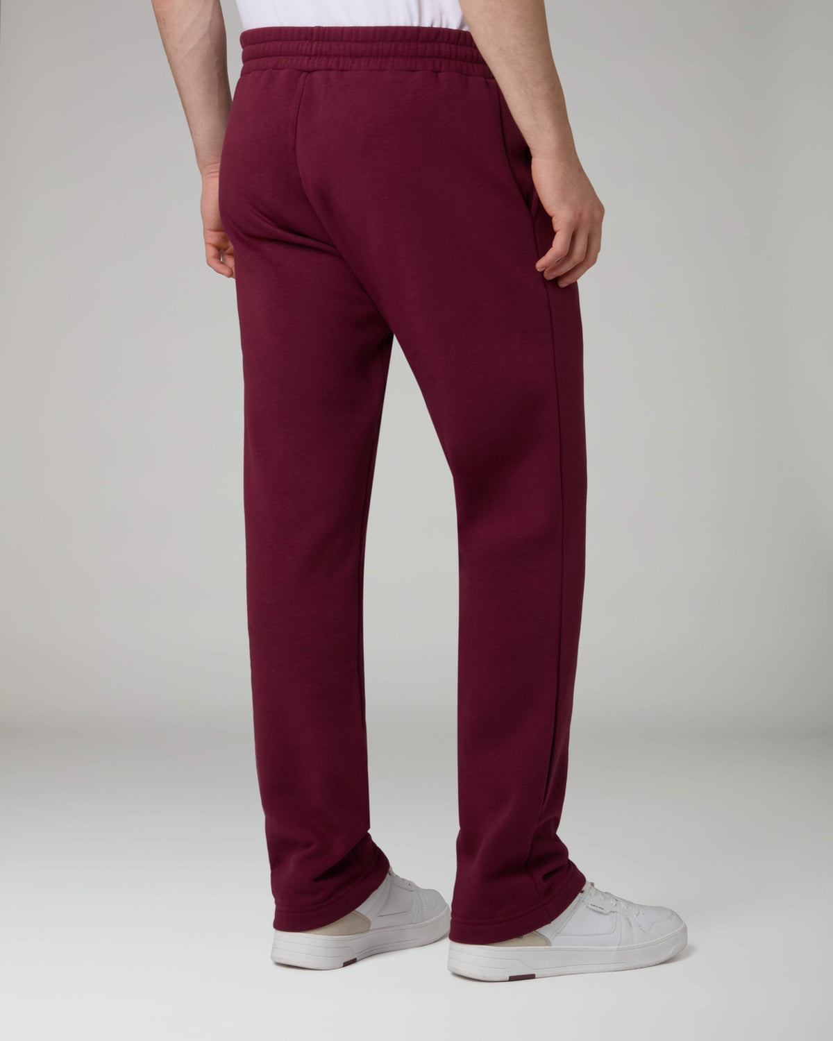 Essential Fleece Track Pant
