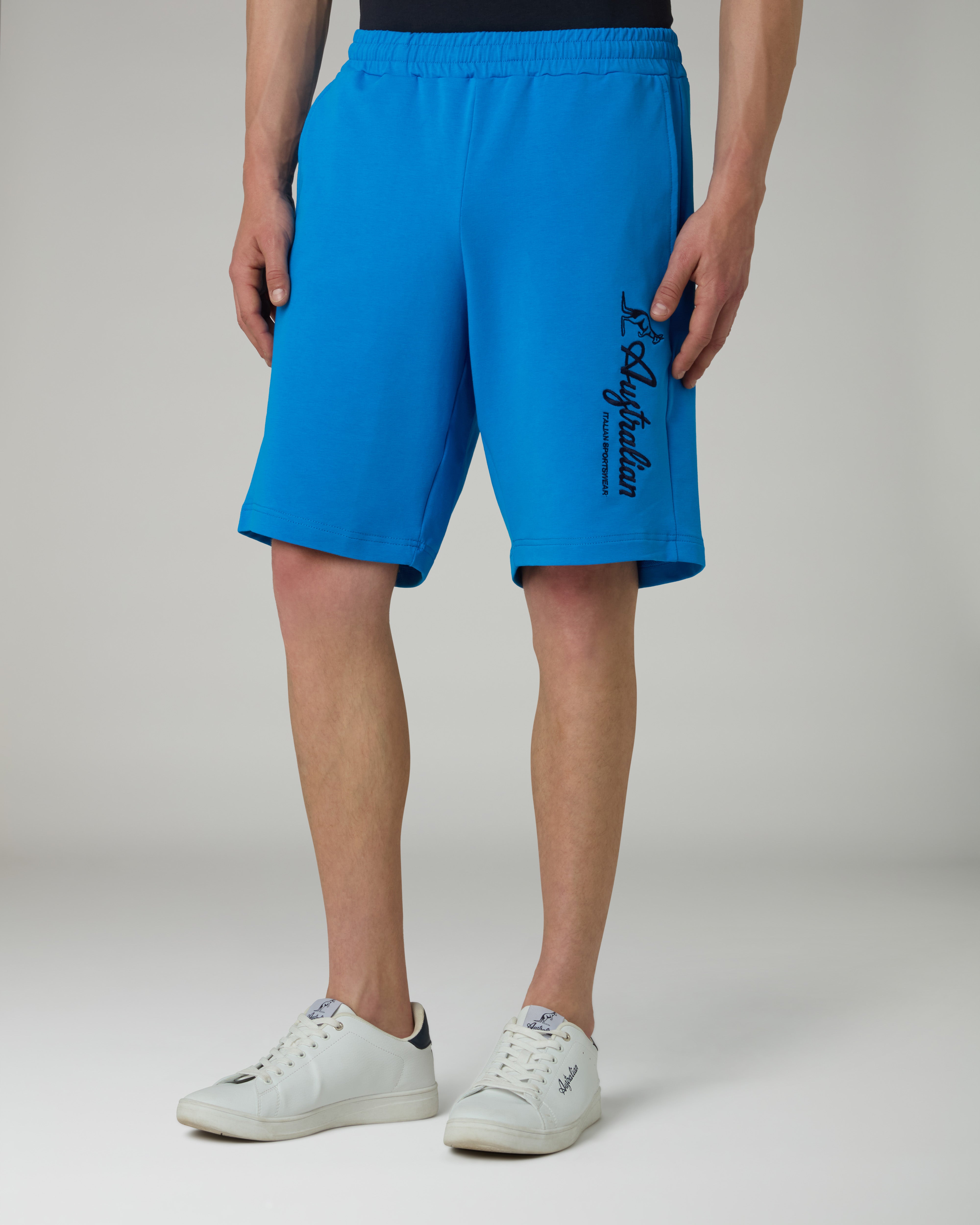Signature Logo Short